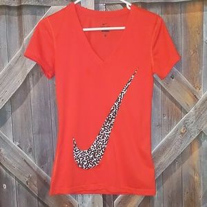 Nike Dri-Fit T-shirt - NWOT